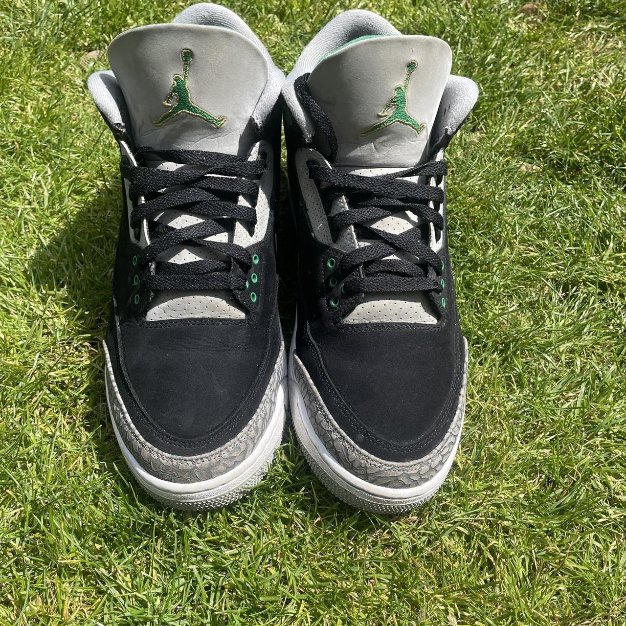 pine green jordan 11