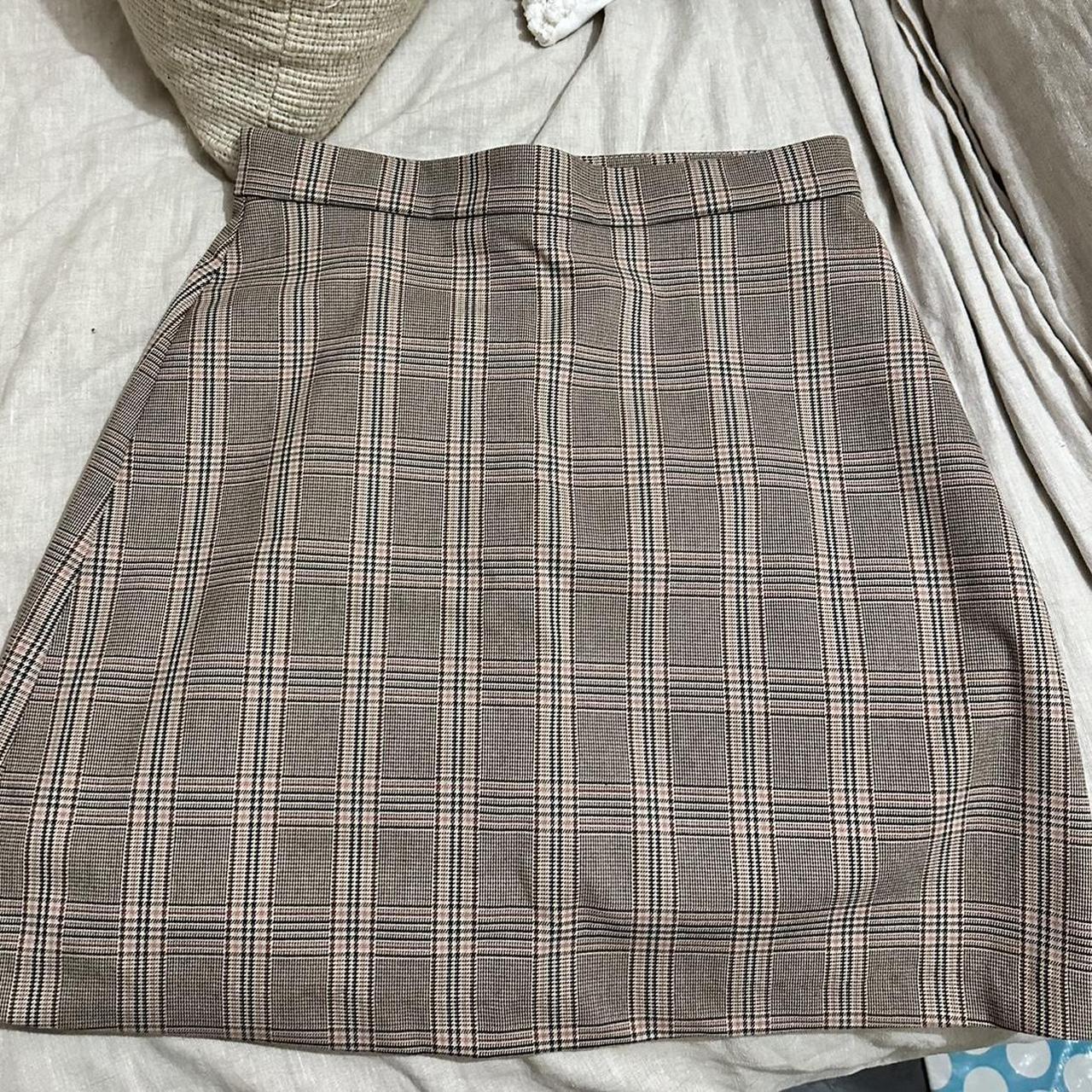 KOOKAÏ mini skirt Size 36 (8) Super cute but have... Depop