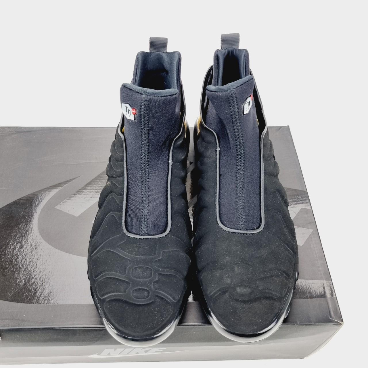 womens black nike trainers uk