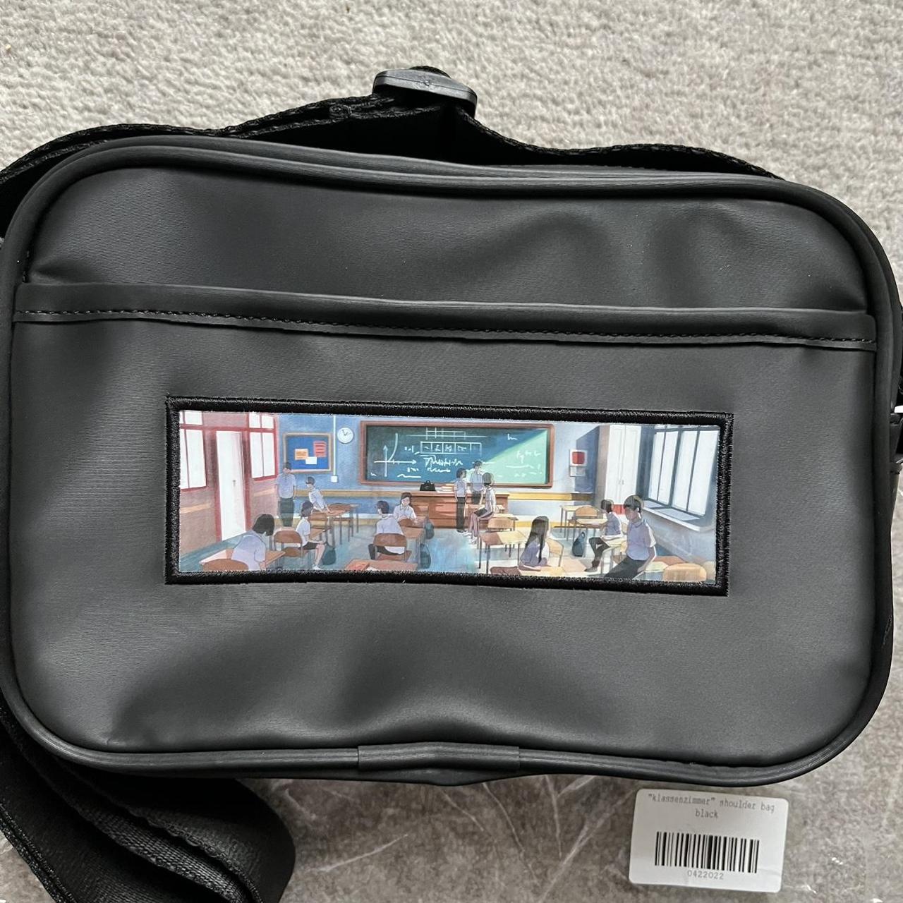 Supreme SS19 Black Shoulder Messenger Bag 🏆 Trusted - Depop