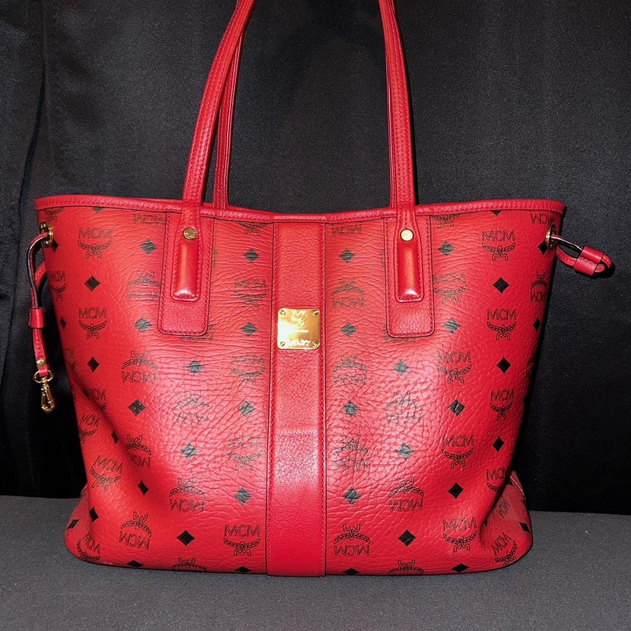 Mcm tote 2024 bag red