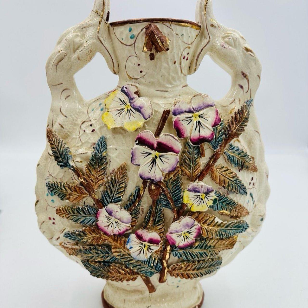 item listed by wonderlandfly