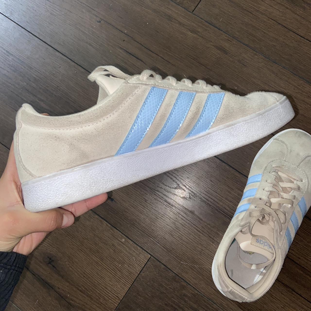 Adidas Women's Cream and Blue Trainers Depop