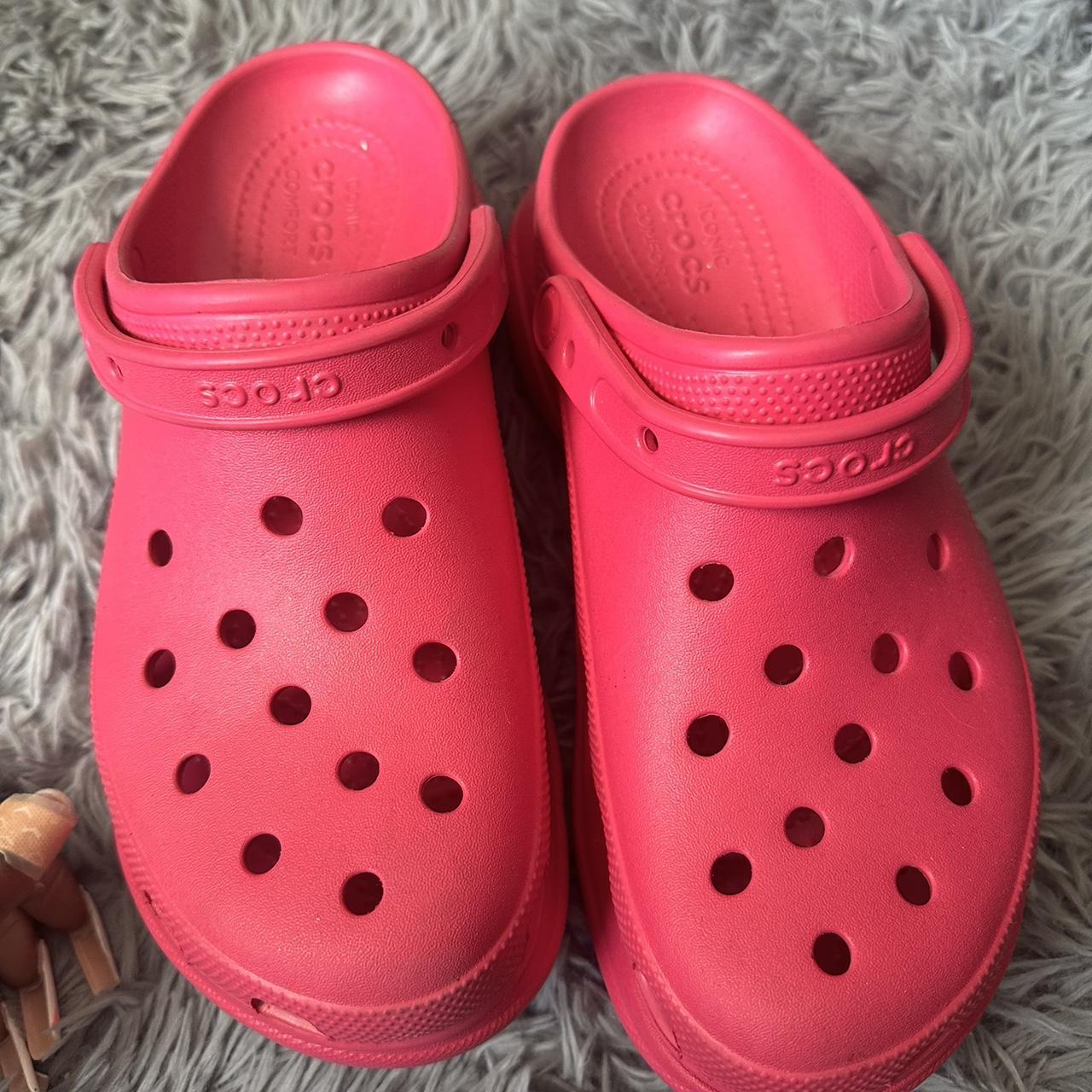 light pink platform crocs