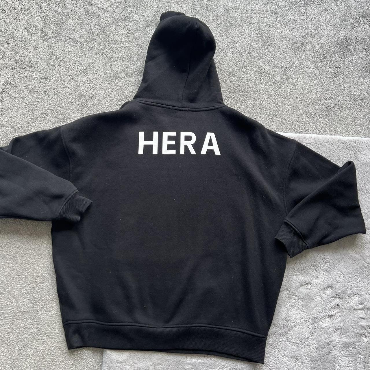 Hera black hoodie sale