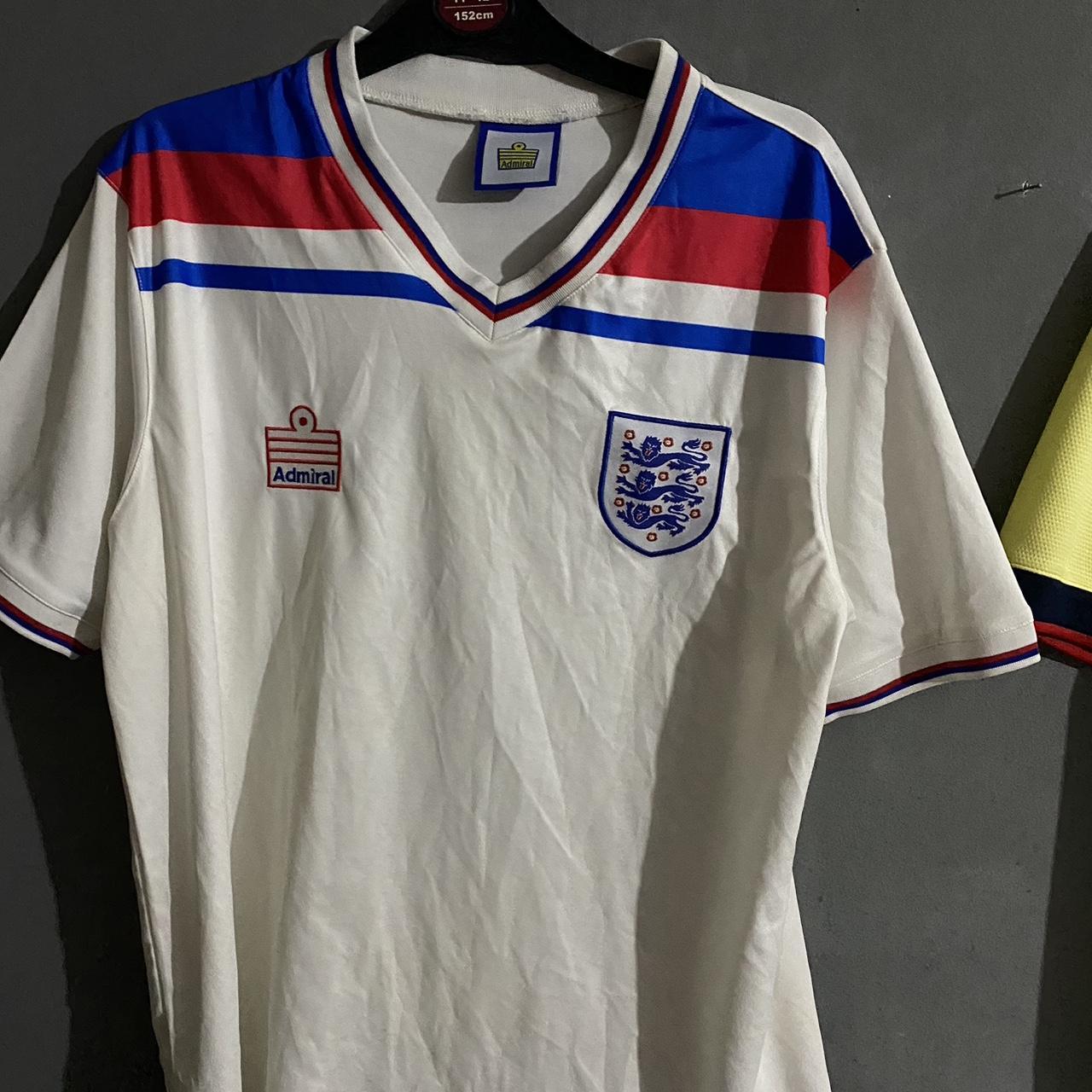 Retro England Football Top Size men’s medium Depop