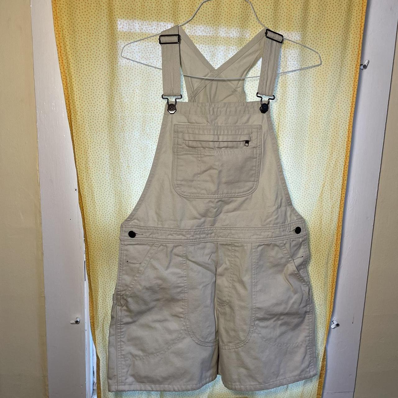 Patagonia beige overall shorts Size medium - Depop