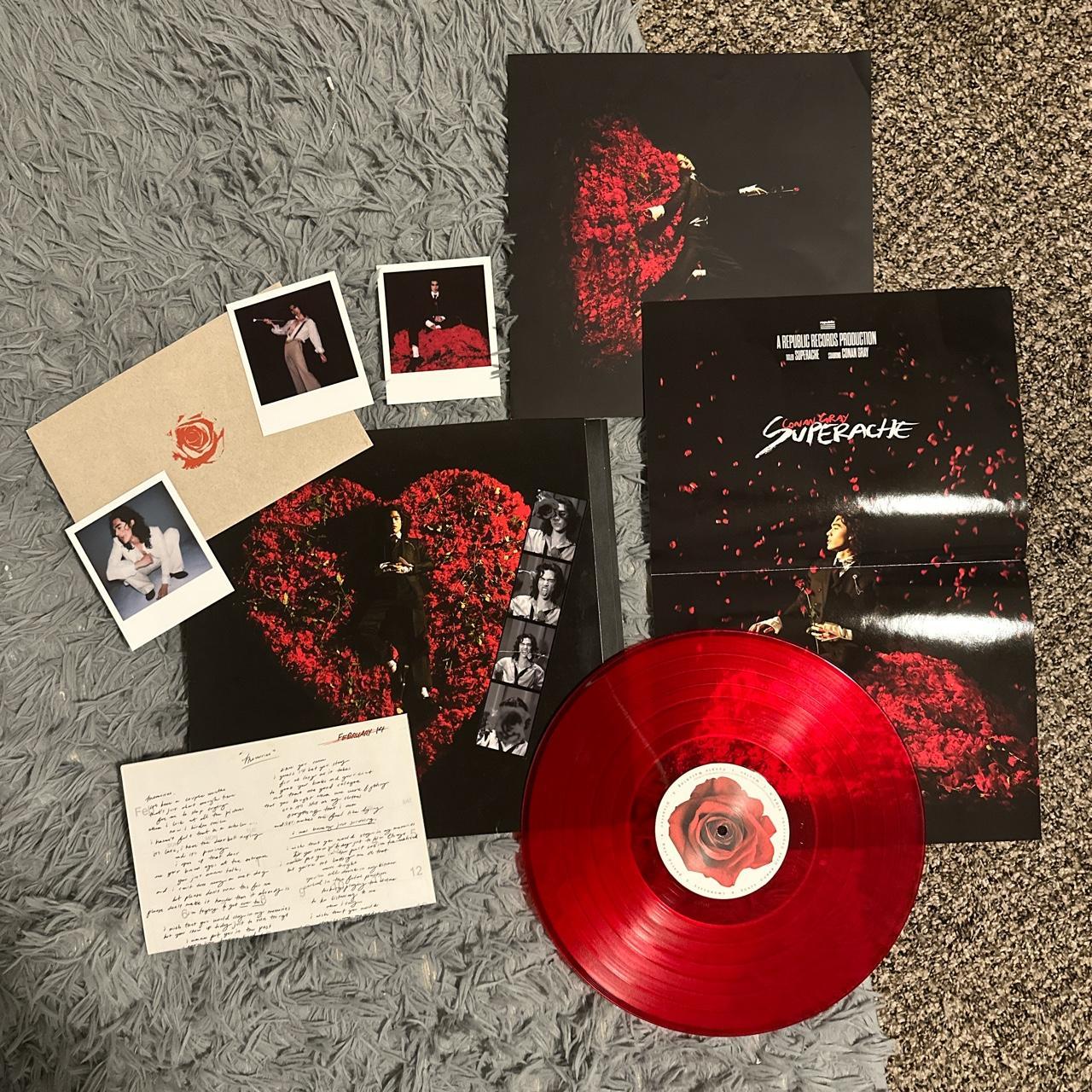 SELLING SIGNED SUPERACHE VINYL for CDN $80 on DEPOP @randalllowe84.  SHIPPING WORLDWIDE. PLS DM OR VISIT MY DEPOP ❤️ : r/ConanGray