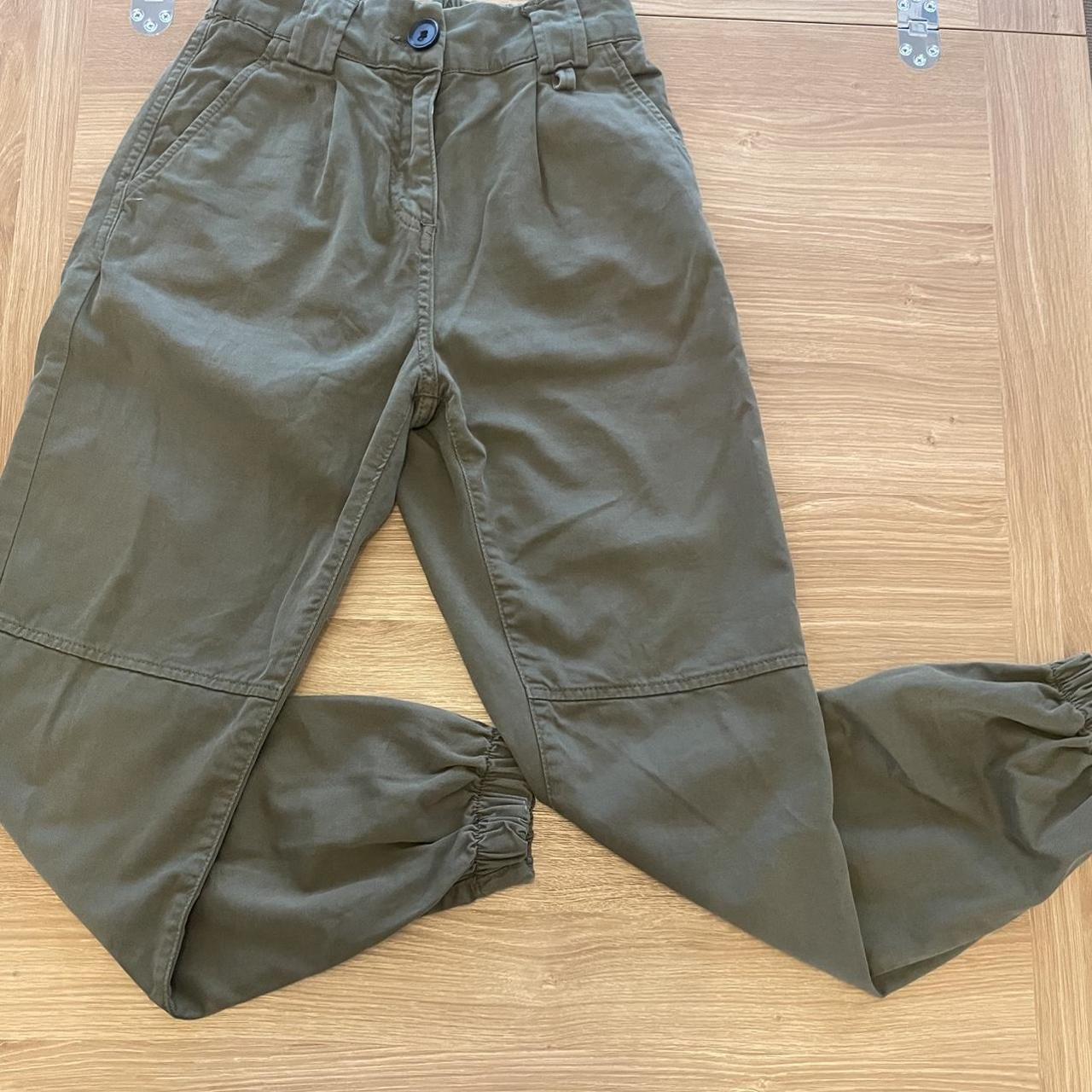 Bershka khaki cargo pants - Depop