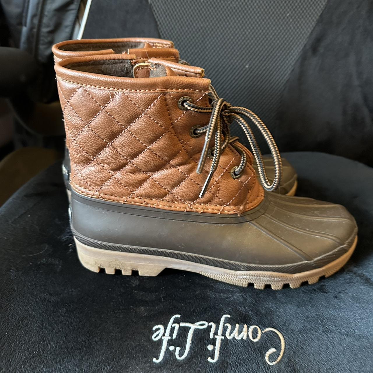 sperry duck boots womens near me