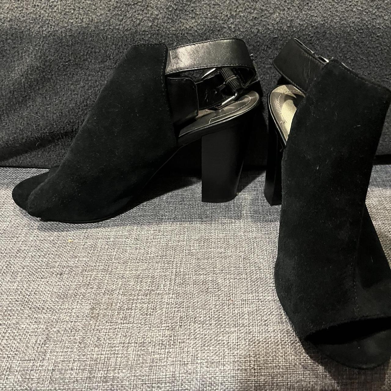 Tahari best sale womens boots