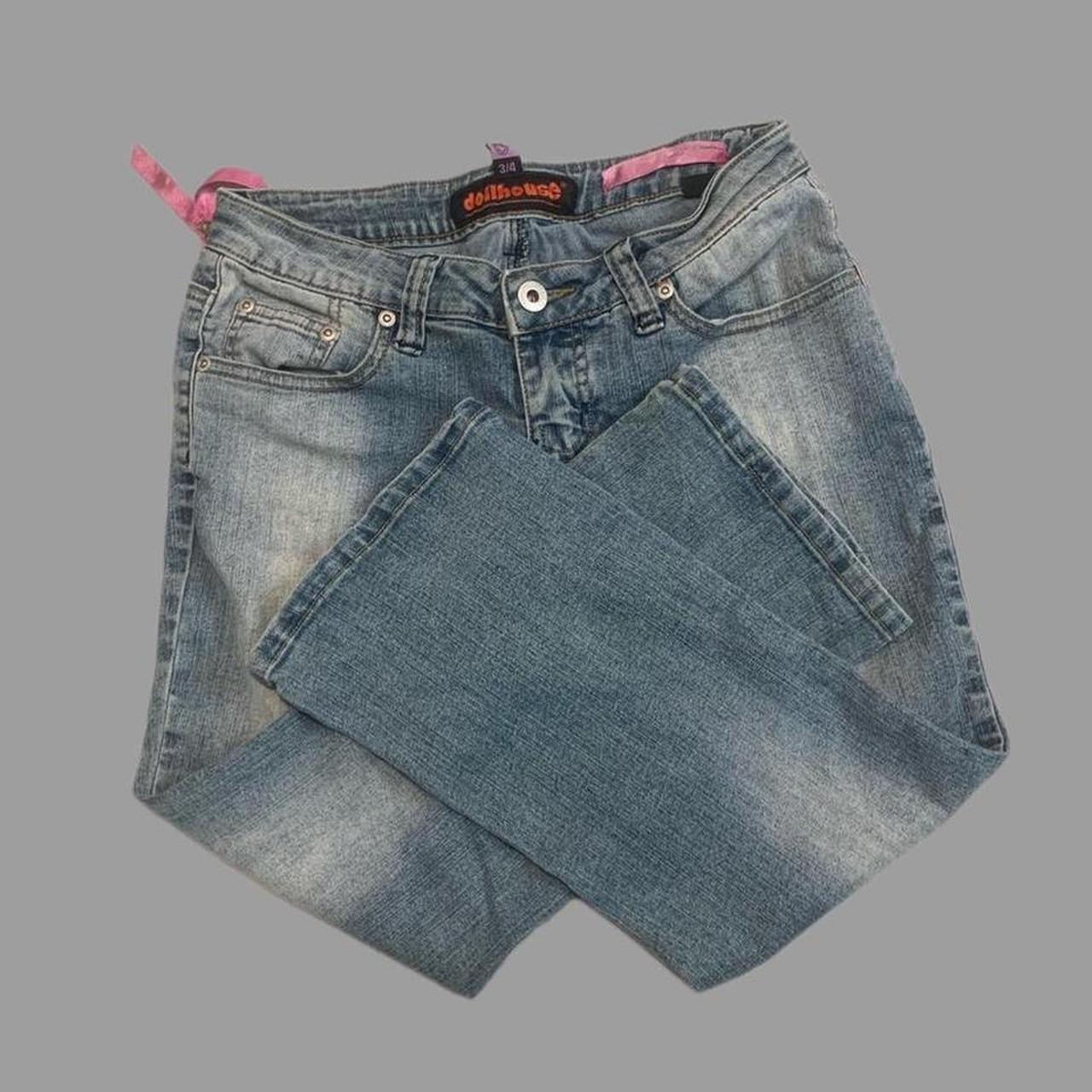 Vintage 1990s/Y2K Dollhouse low rise capris! 🎀 So... Depop