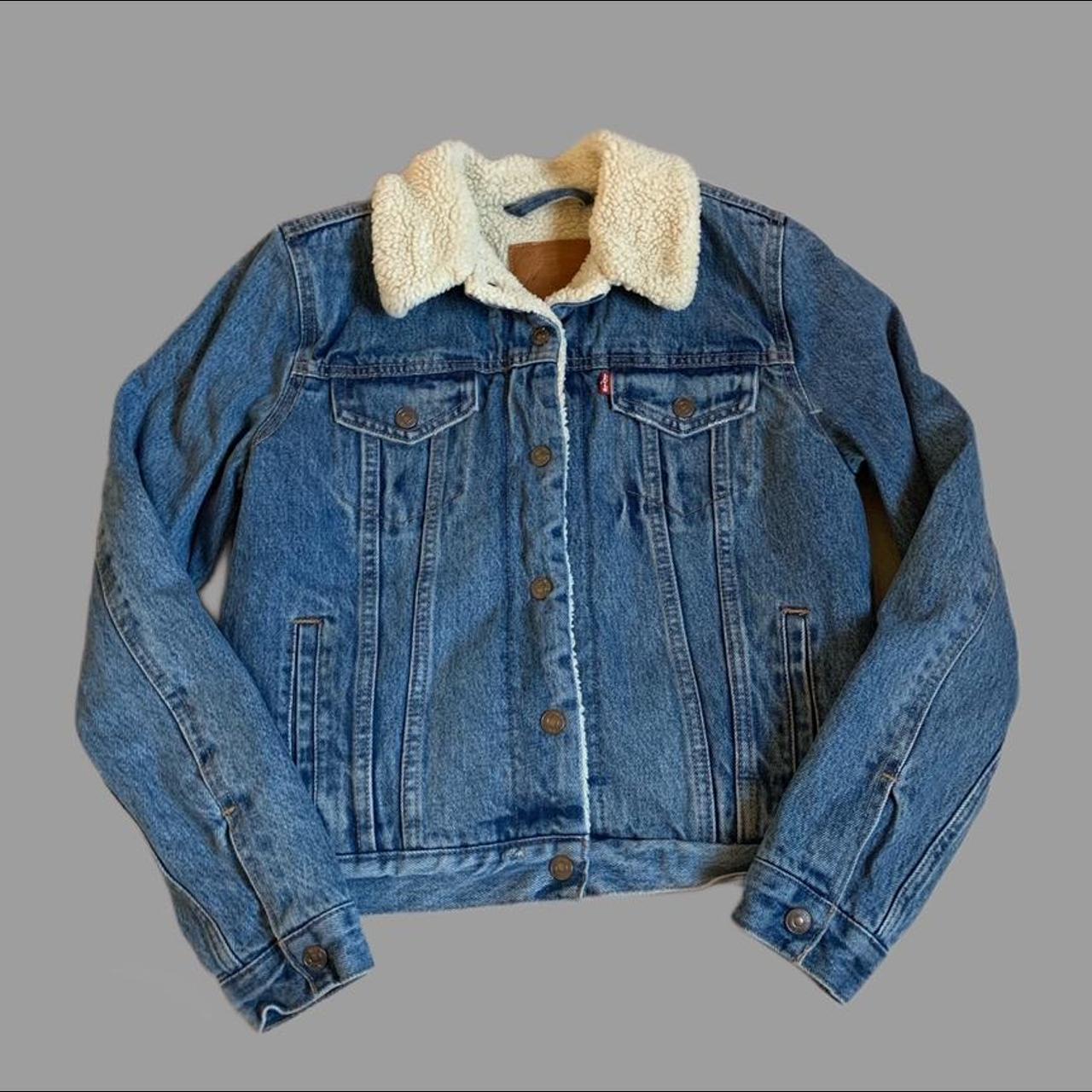 LEVIs Fur Lined Denim Jacket ️ Super warm and cozy... - Depop