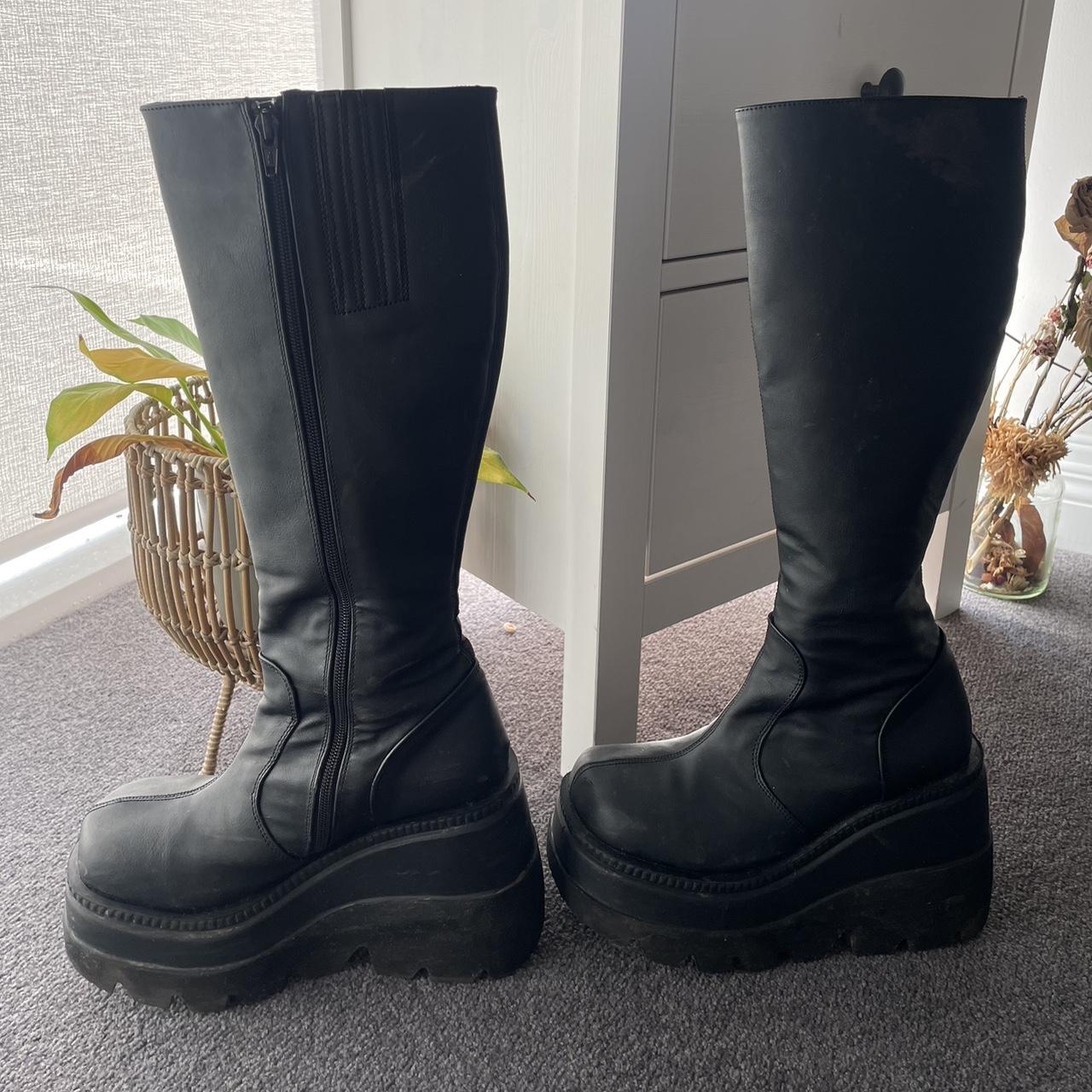 demonia boots shaker 100