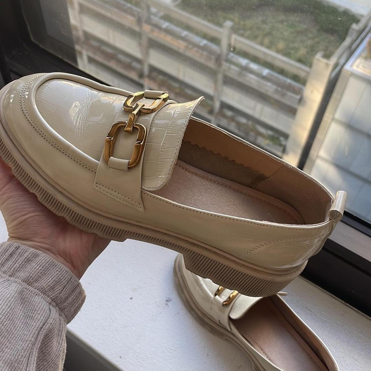 beige loafers ladies
