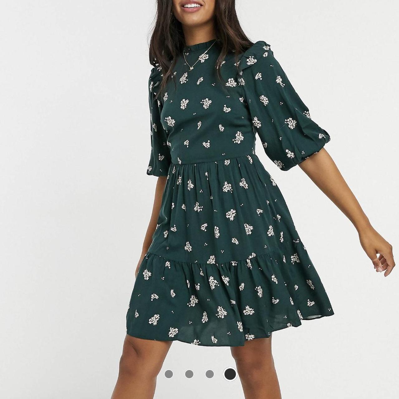 New Look Floral High Neck Green Smock Dress Size... Depop