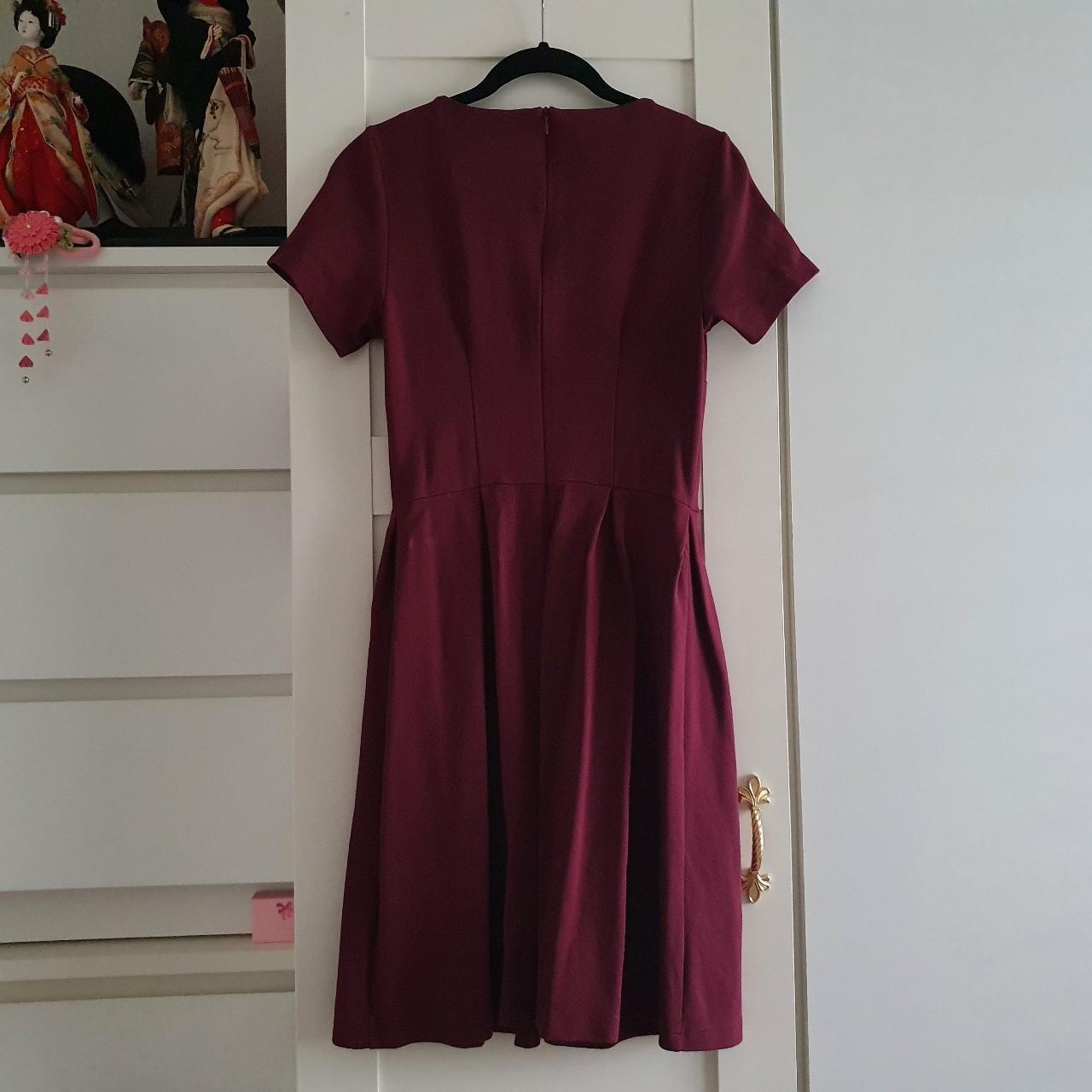 Burgundy colored dress from mint berry. Zipper in. Depop