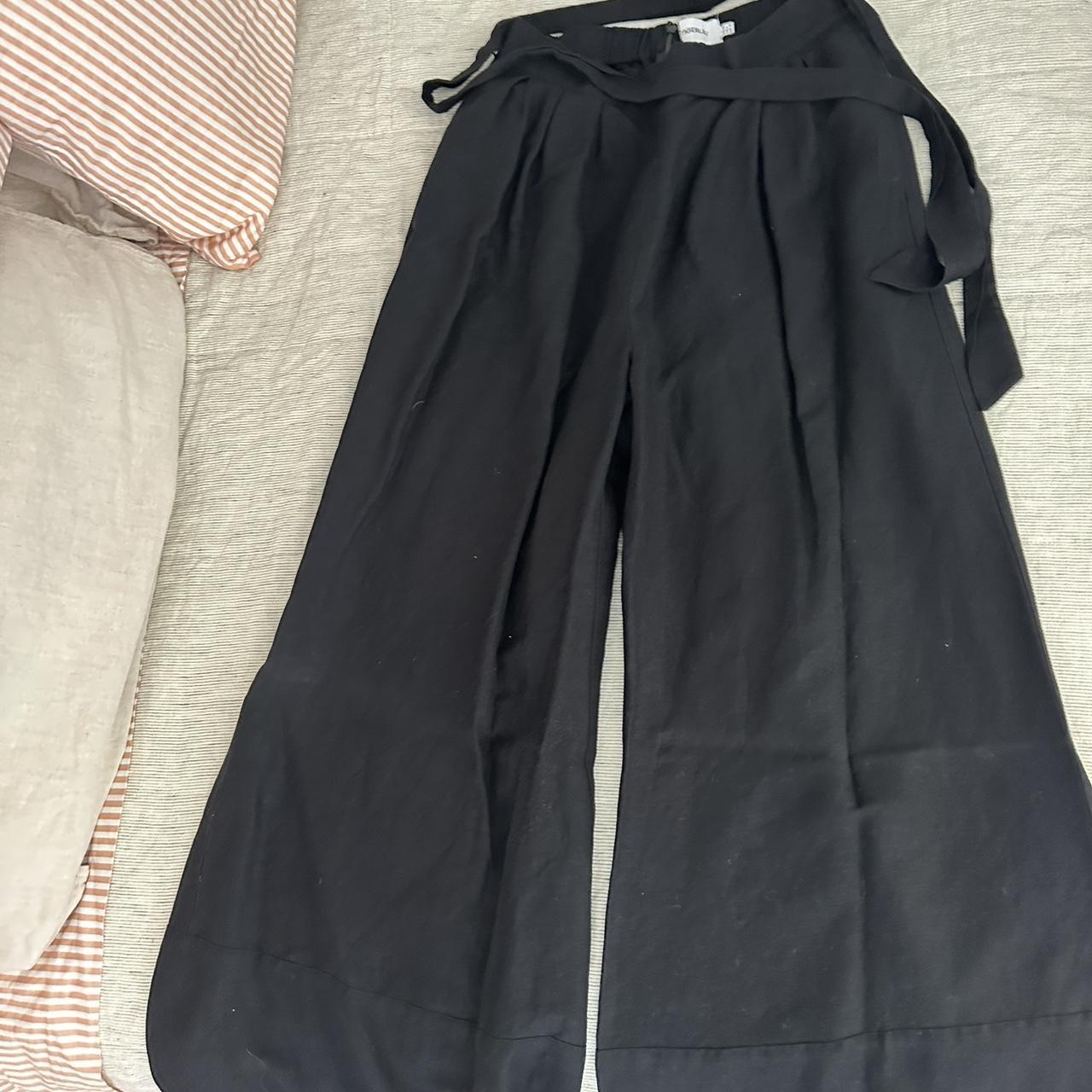 Tiger Lily black linen wide leg pant with tie- Size... - Depop