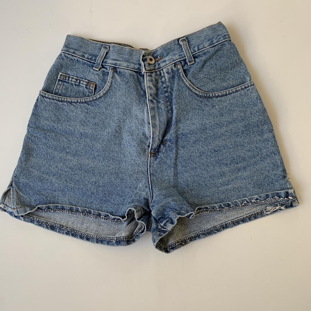 Super cute Made in Italy shorts jeans - Depop