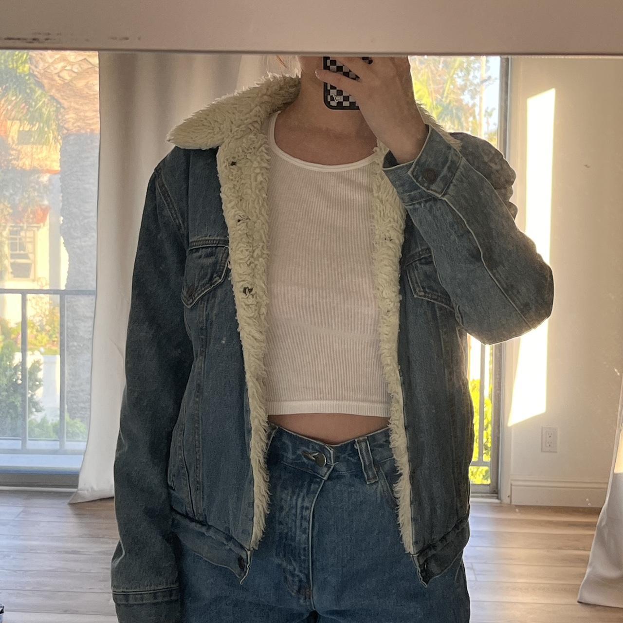 Brandy Melville jean jacket with fur inside. Fits