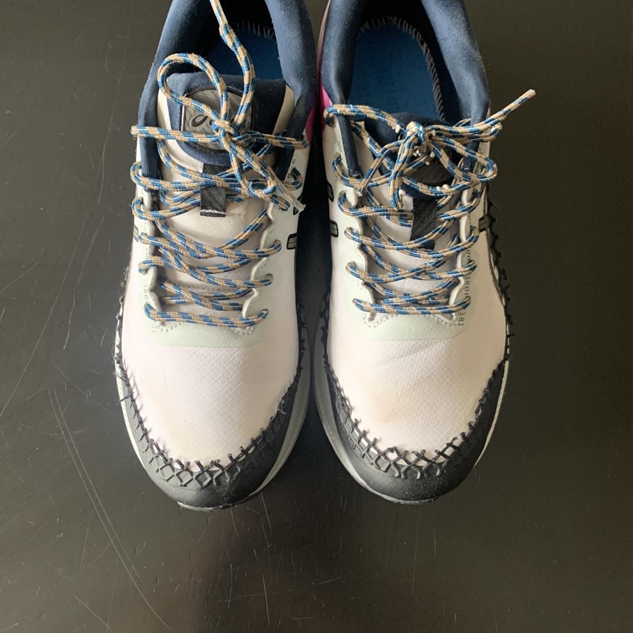 catch of the day asics shoes