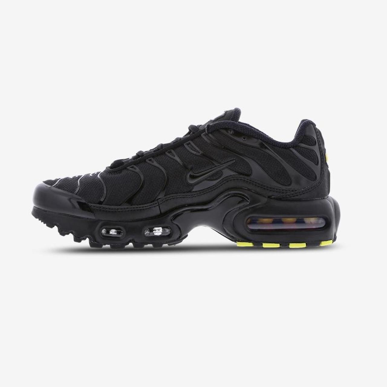 Nike TNs triple black Womens size 7.5 Perfect... Depop
