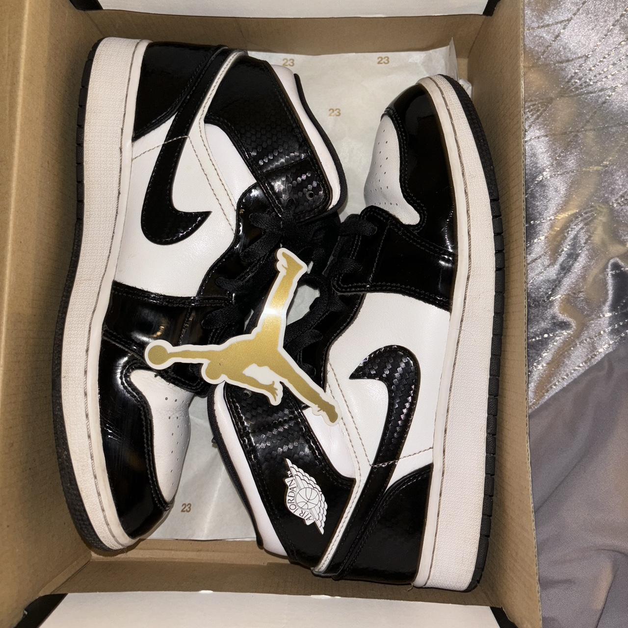 jordan 1's carbon