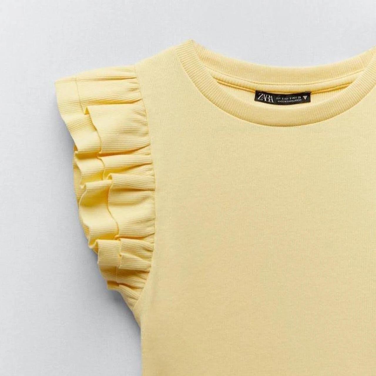 Zara Women's Yellow Croptop Depop