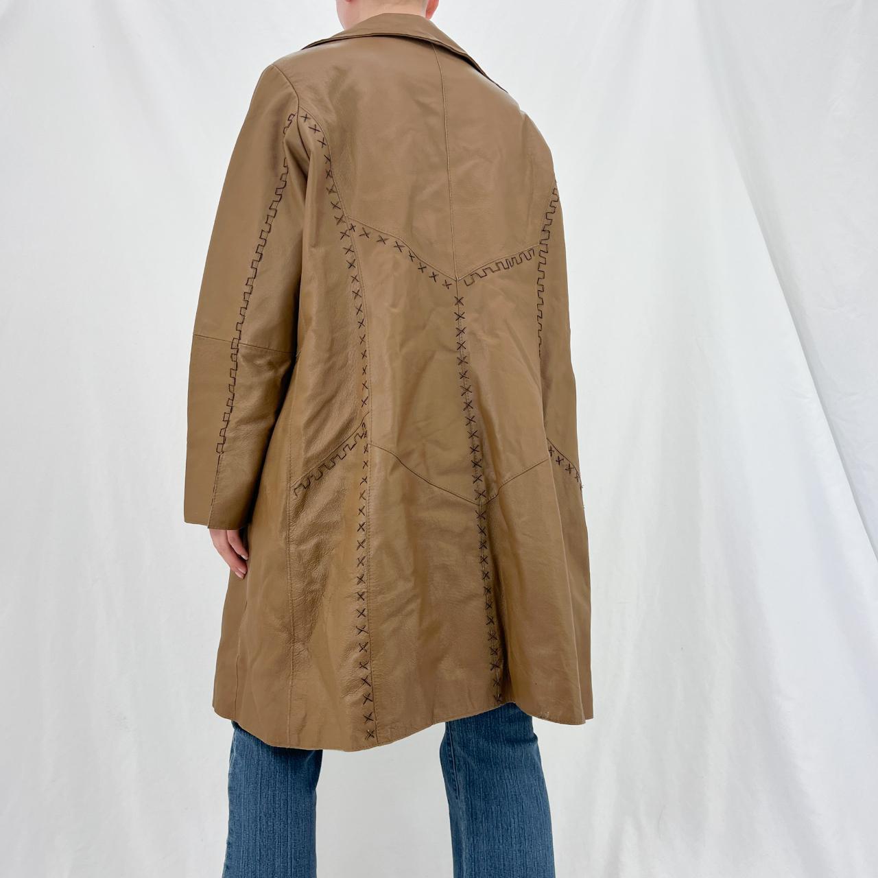 Product Image 4 - [#B4]

90s Vintage Brown Genuine Leather