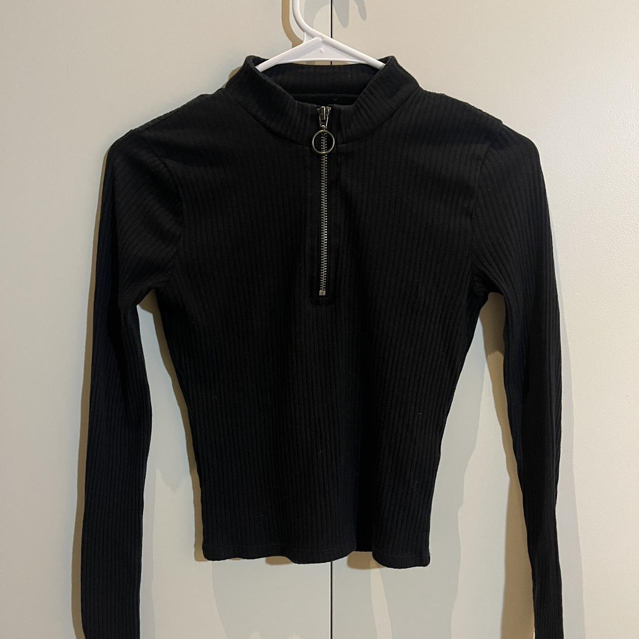 Hollister black turtleneck best sale