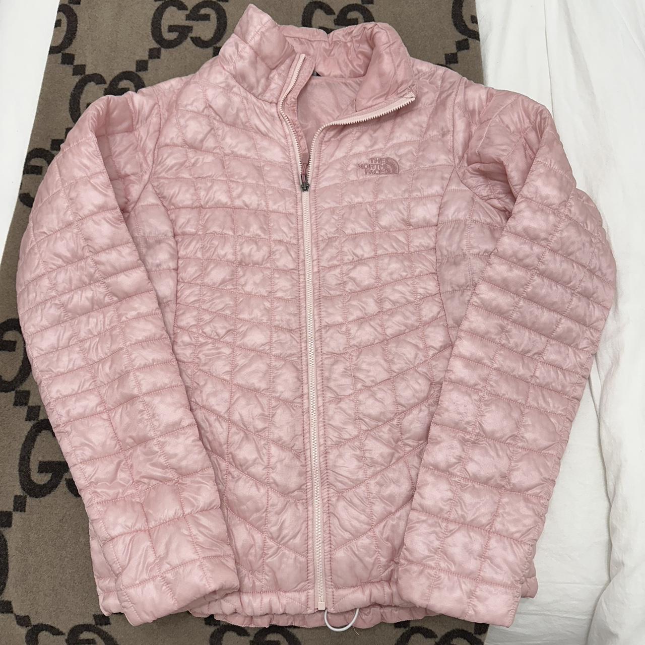 item listed by holsellls