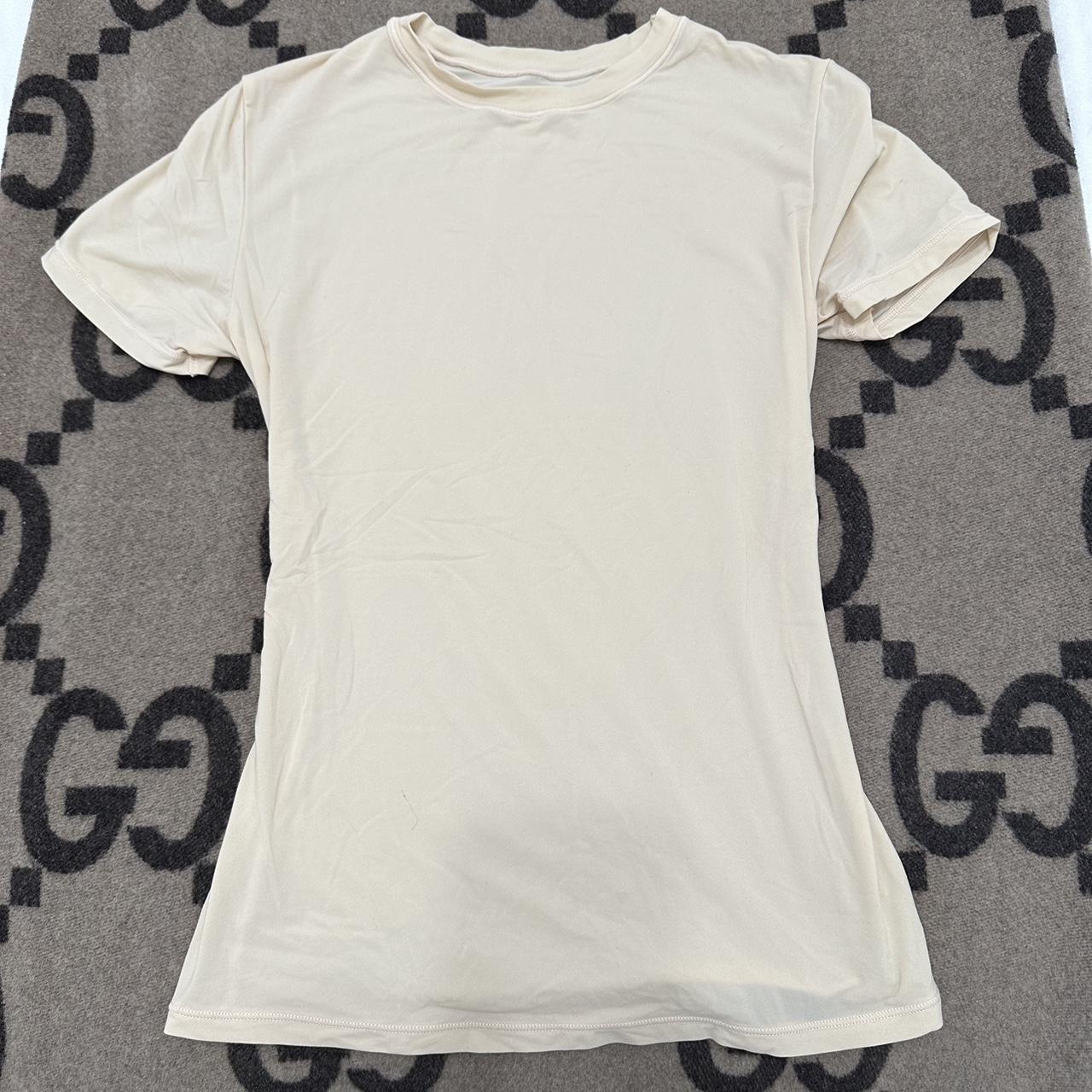 item listed by holsellls