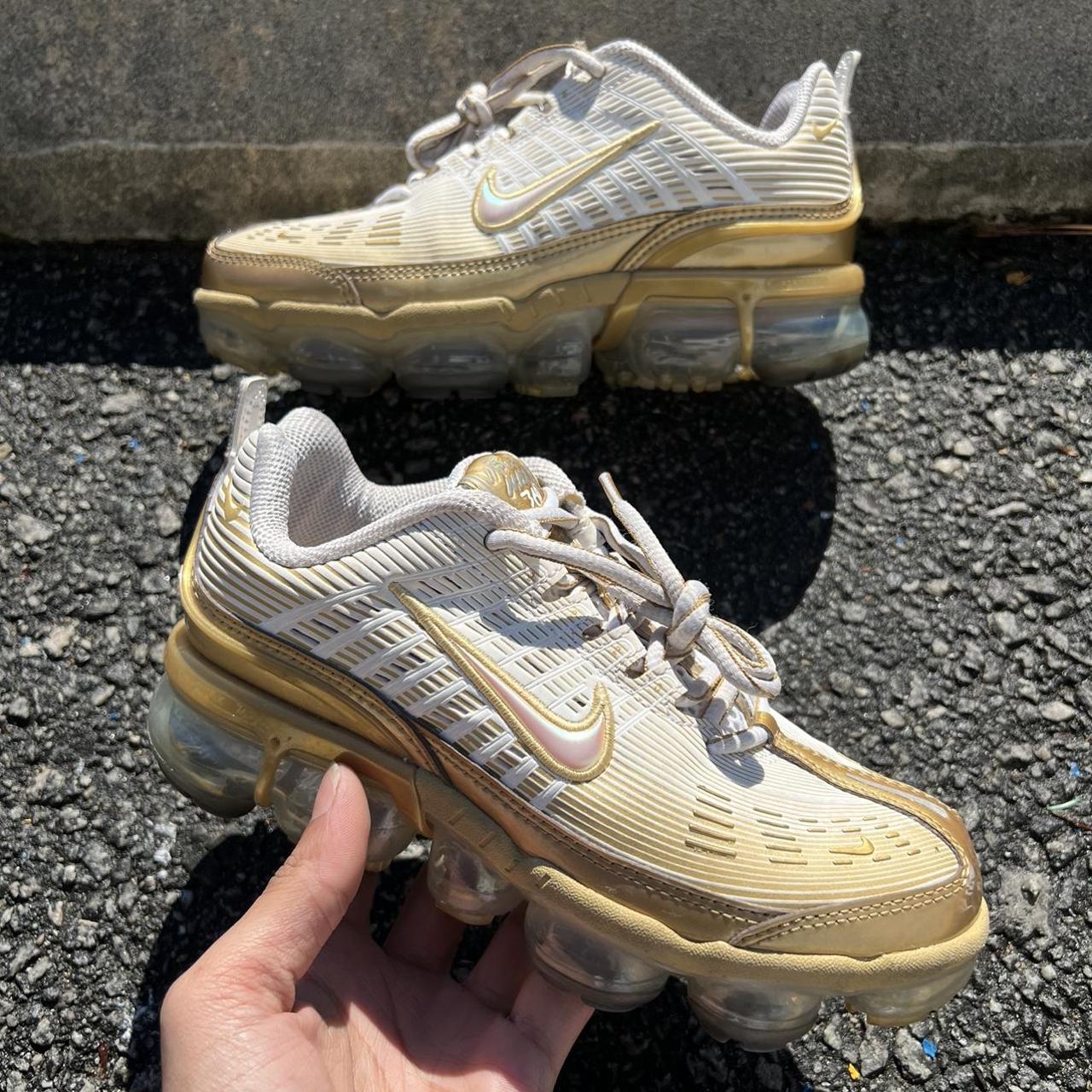 Nike vapormax best sale 360 gold