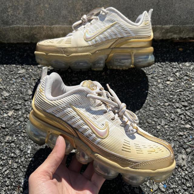 Air max best sale 360 gold