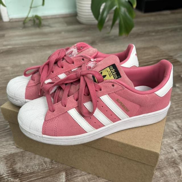 Pink shell clearance toe adidas