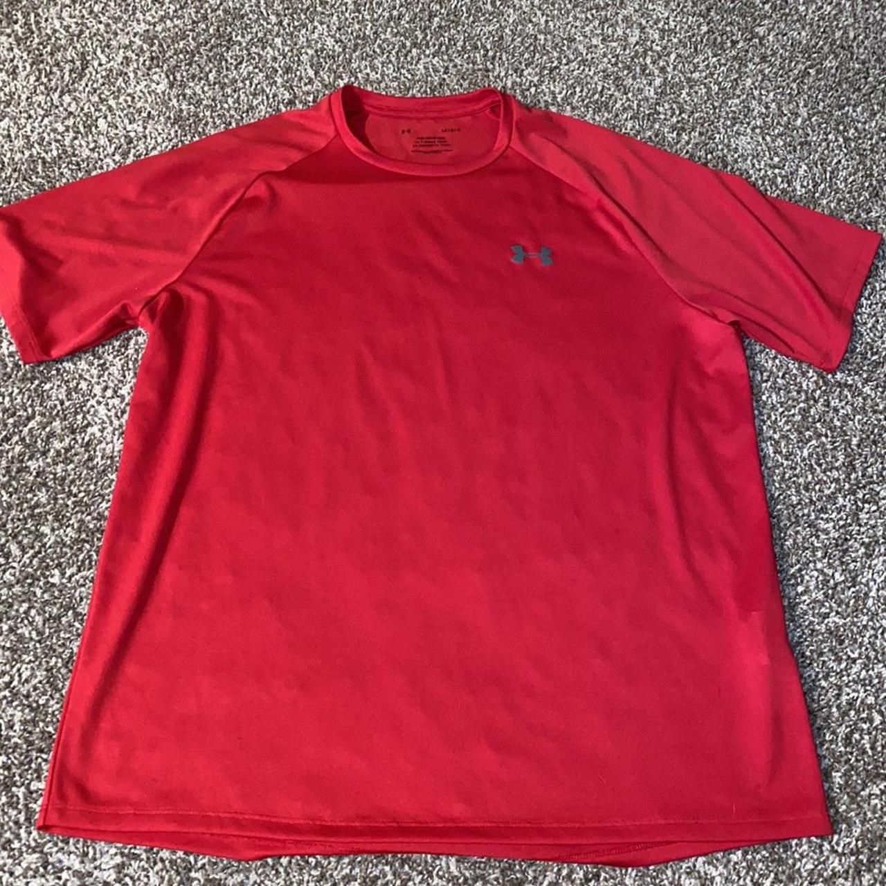Under Armour Men's Red Tshirt Depop