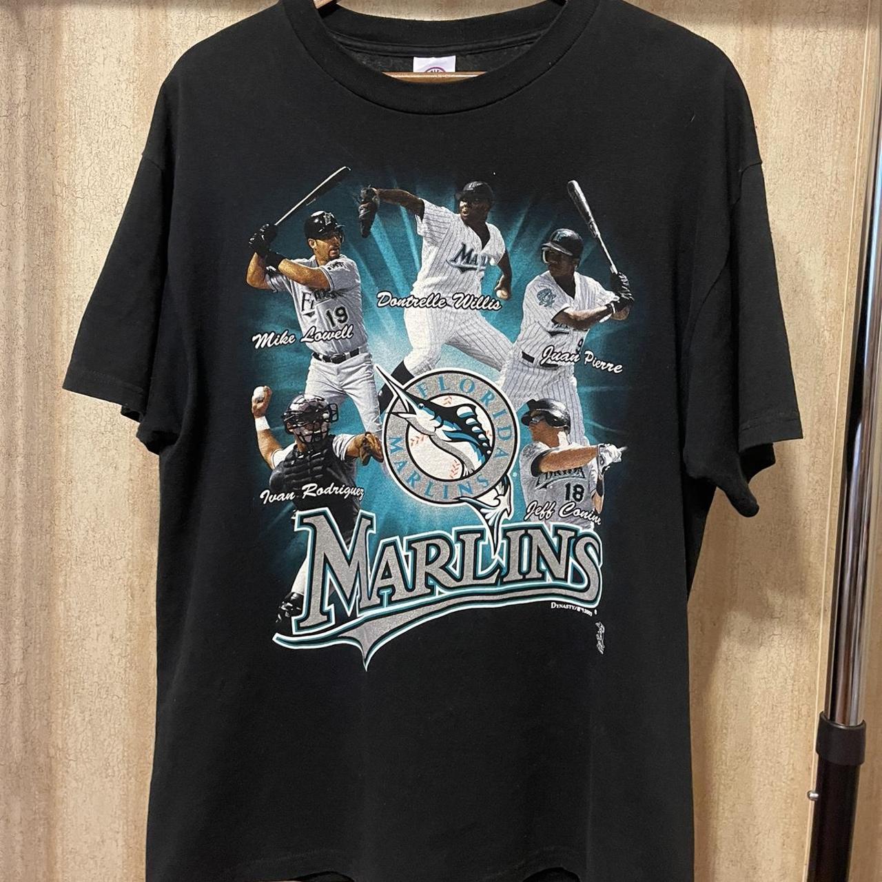 MLB Florida Marlins (Ivan Rodriguez) Men's T-Shirt.