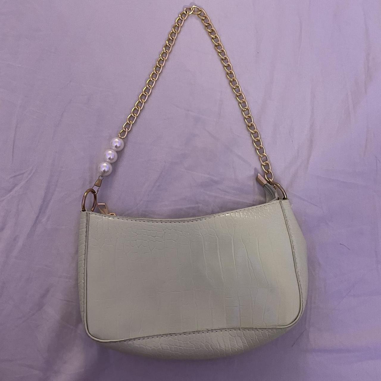 Brandy Melville Women's Green and White Bag | Depop