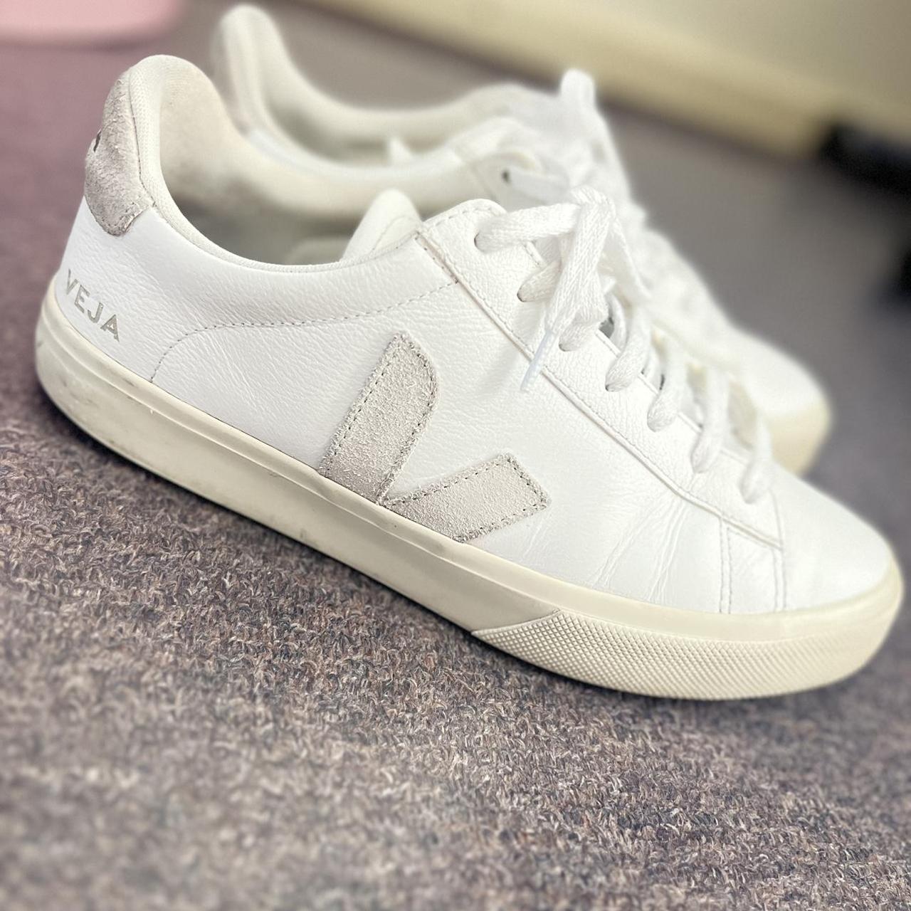 Veja Women's White and Cream Trainers | Depop