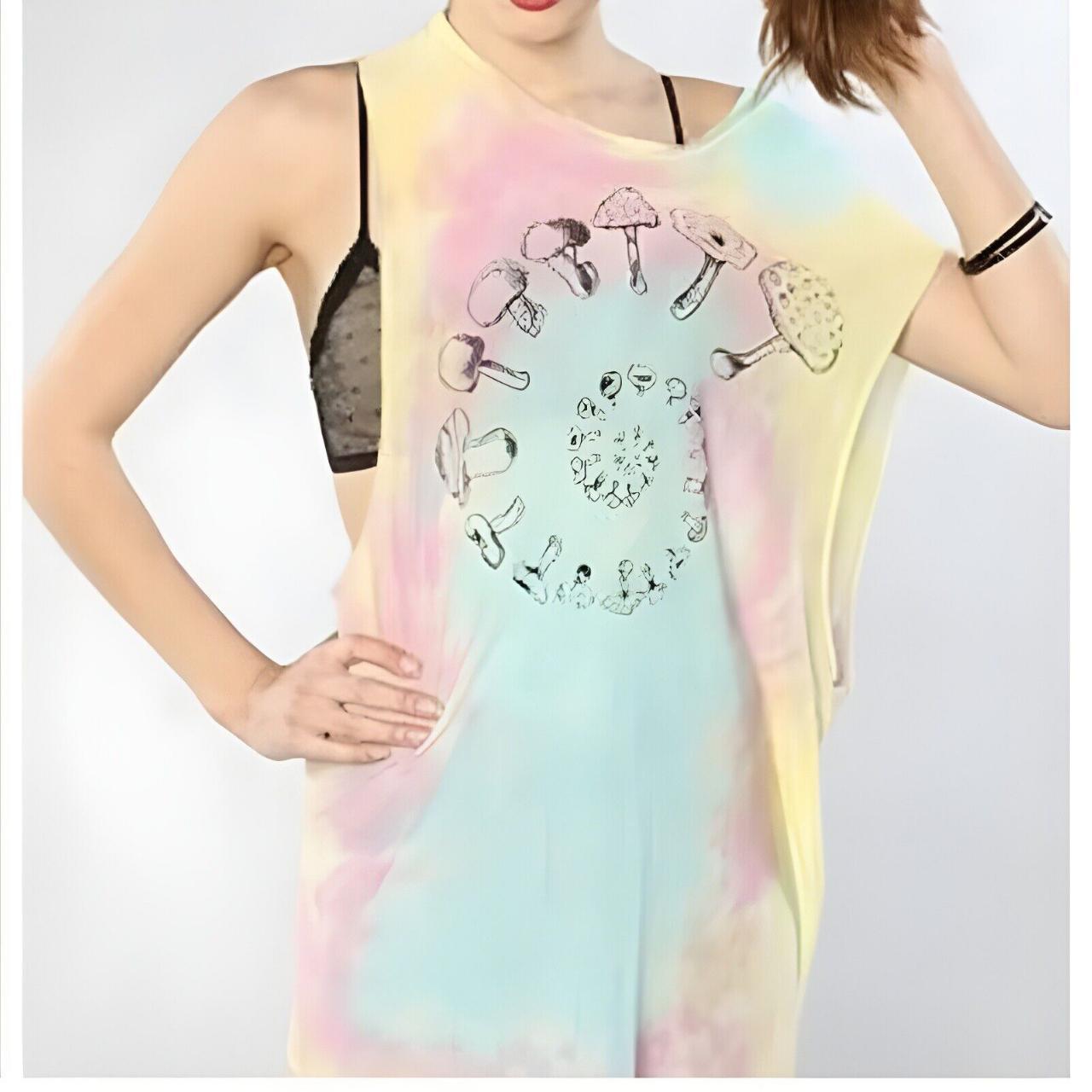 item listed by goldenlegsofjoy
