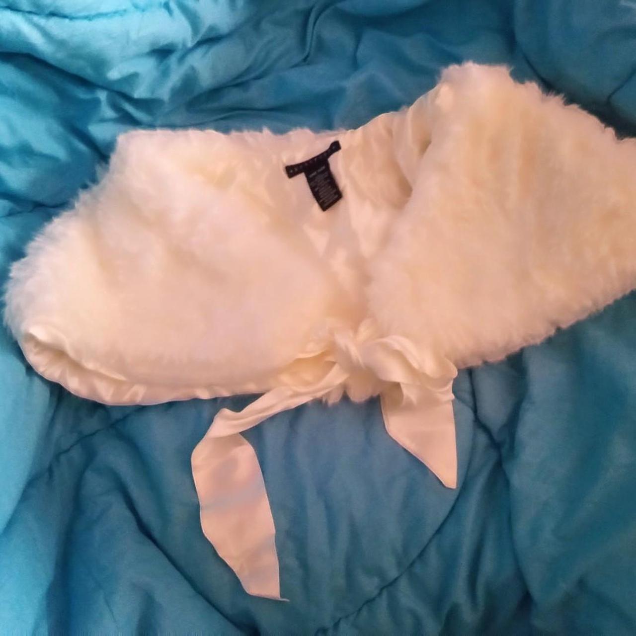 item listed by goldenlegsofjoy