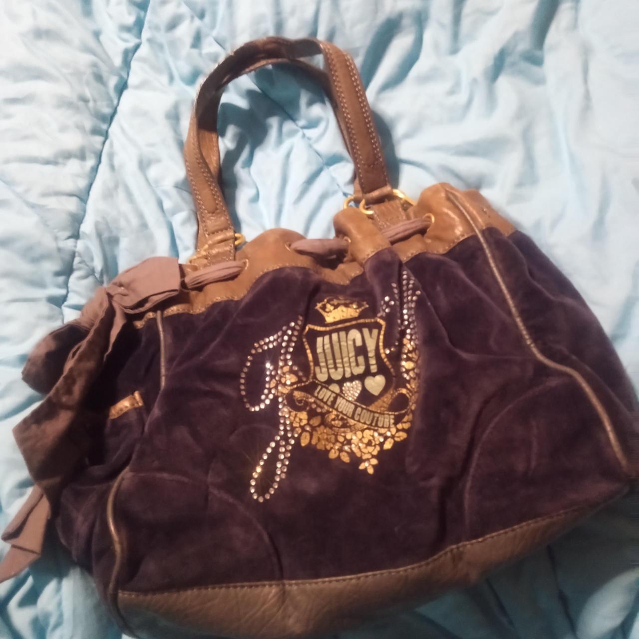 item listed by goldenlegsofjoy