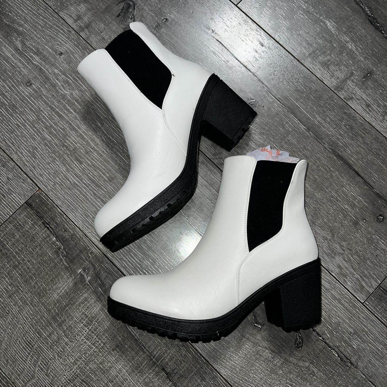 chelsea and violet black boots