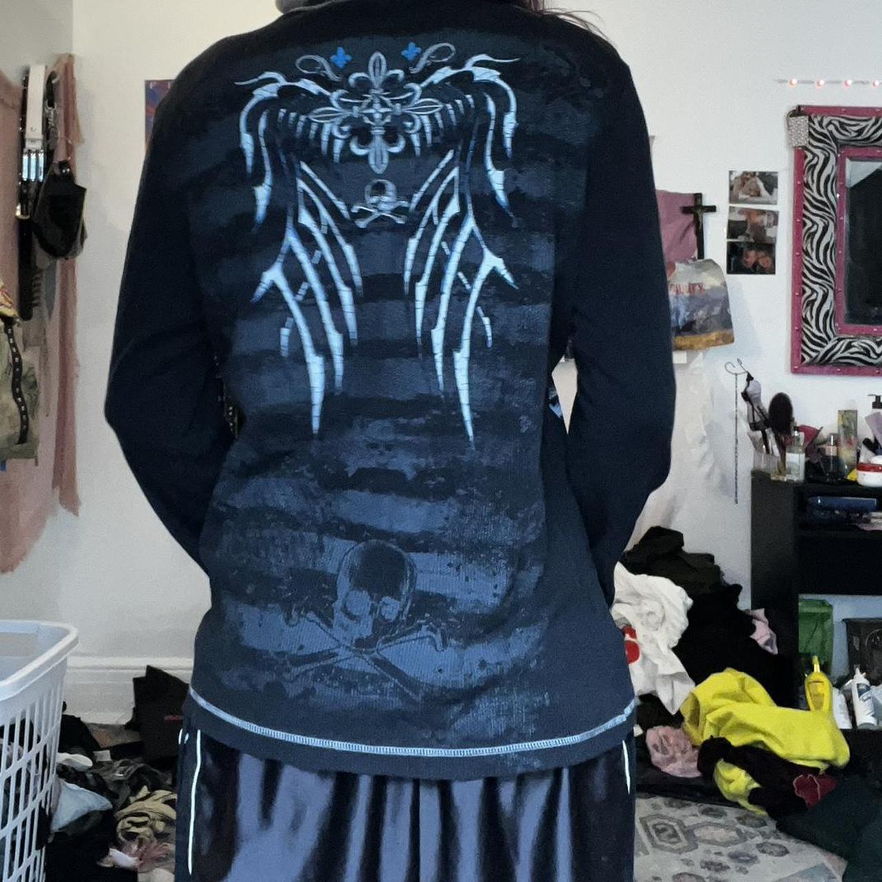 item listed by pinknpunk