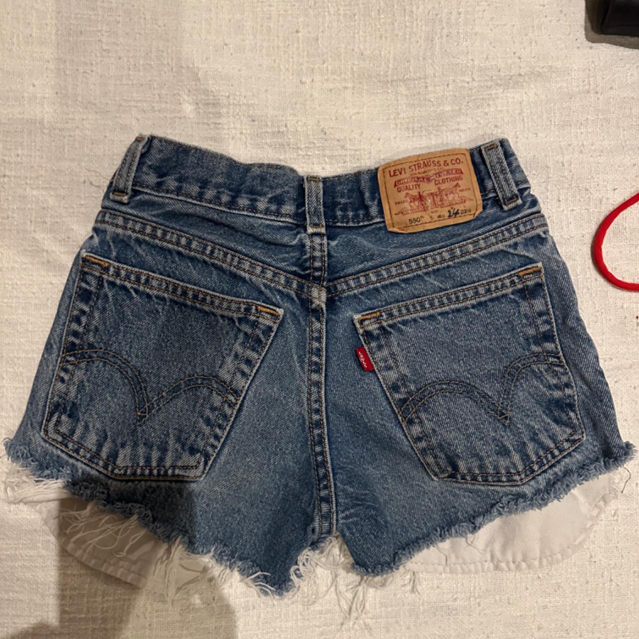 Vintage Levi’s shorts 🤍 Size 24 (would fit a size... - Depop