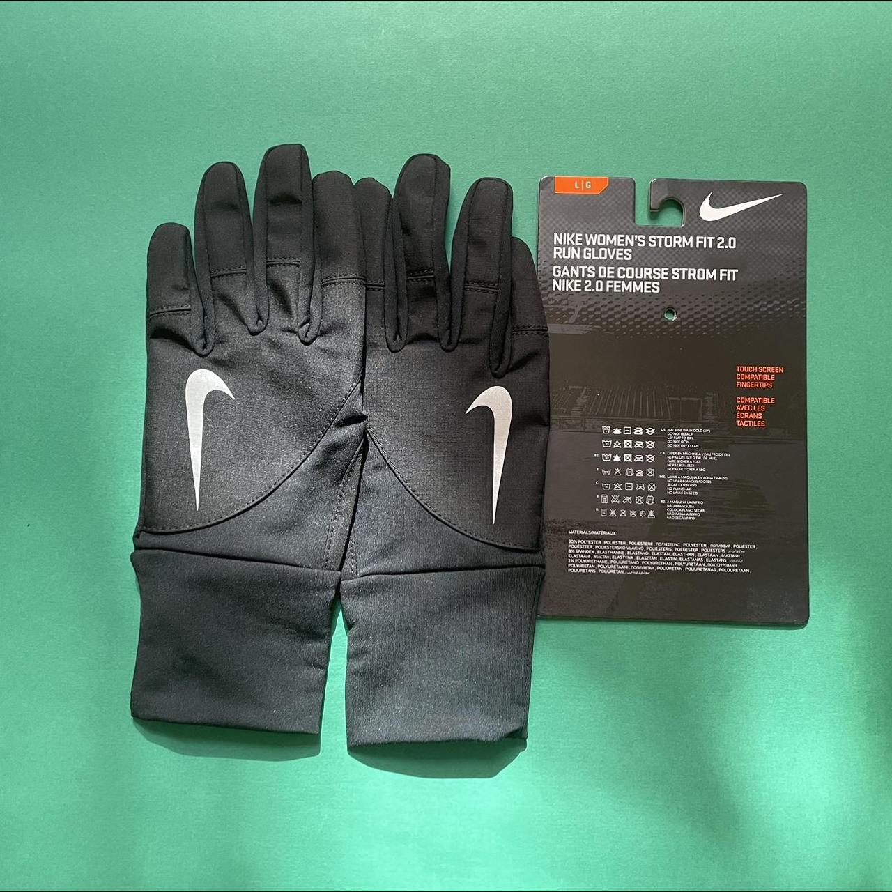verlangen baden Haarvaten Women's Nike Storm Fit 2.0 Running Gloves Black... - Depop