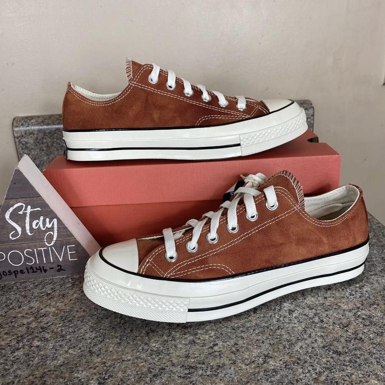 size 6 mens converse to women's