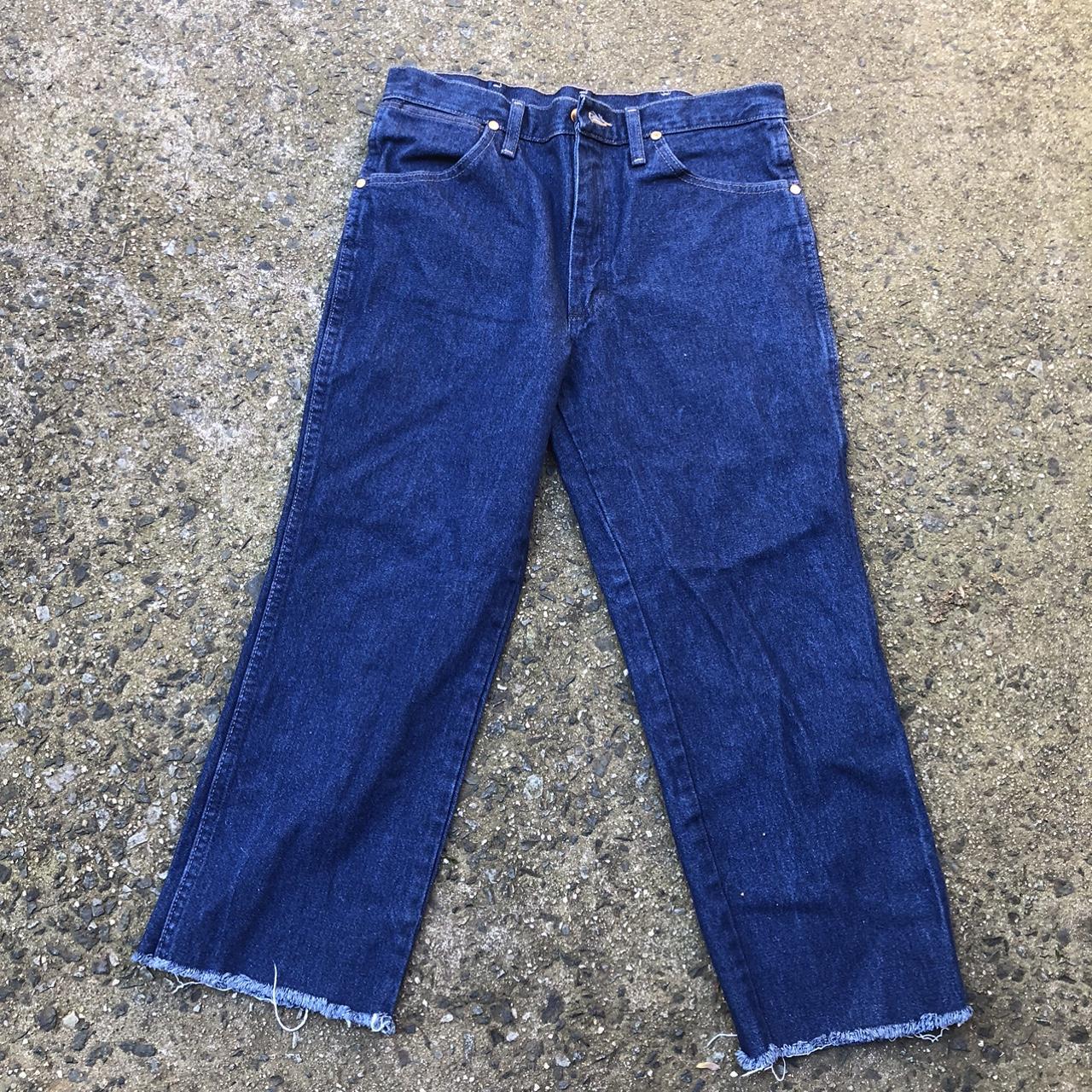 Wrangler blue jeans -wrangler / size 30 X 29 -mid... - Depop