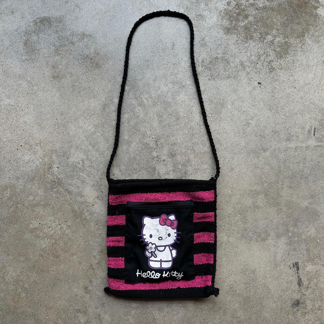 HELLO KITTY STRIPED PURSE PINK/BLACK