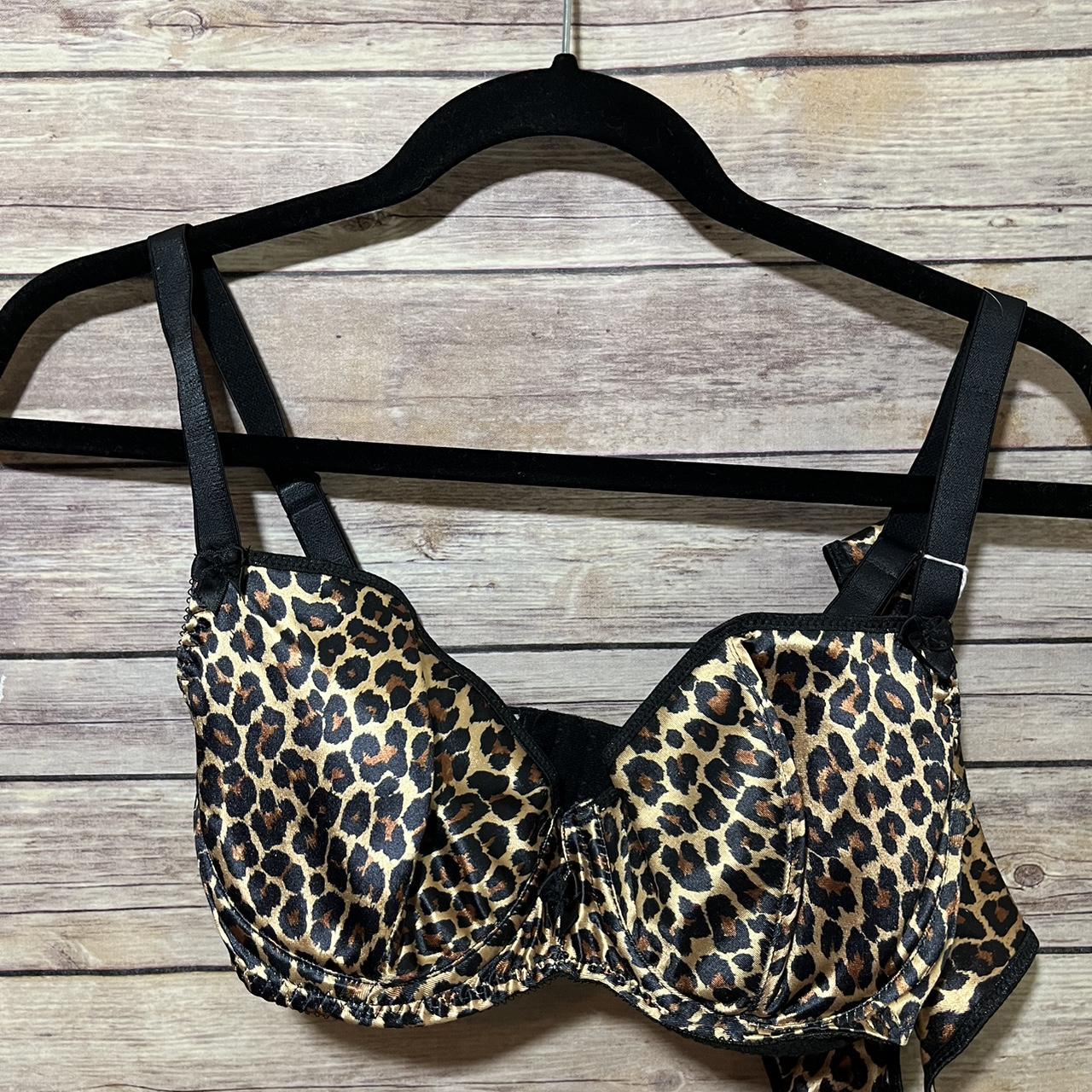 Cheetah print bra and panty set Black brown Large - Depop